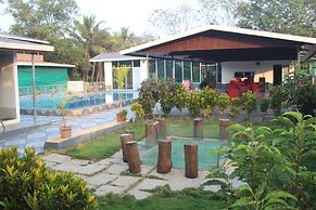 Canal Touch Resort