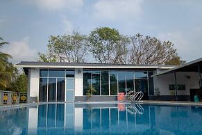 Canal Touch Resort