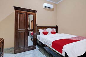 Hotel O Sandira Syariah
