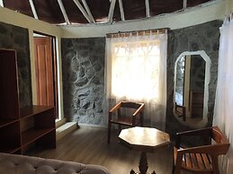 Isalaasha Bush Camp