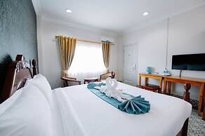 Lisha roungnakhone hotel
