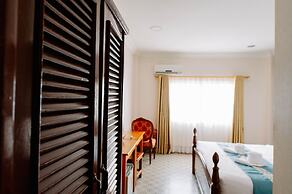 Lisha roungnakhone hotel