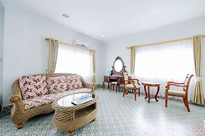 Lisha roungnakhone hotel