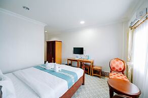 Lisha roungnakhone hotel