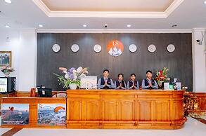 Lisha roungnakhone hotel