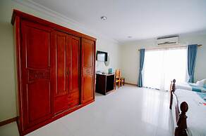 Lisha roungnakhone hotel