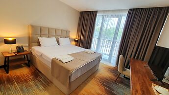 Carousel Hotel