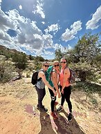 Dana Trail Hotel