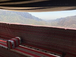 Dana Trail Hotel