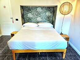Albium Hotel