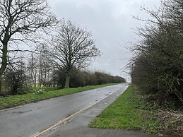 One Bedroom Barn With Free Parking