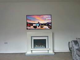 Remarkable 3-bed House in Wirral