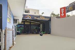 Hotel O 252 Homestay