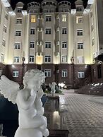ALEXANDER HOTEL