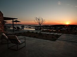 Olithos Villas