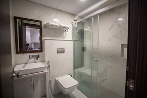 Hotel Silver Clé Hitech City
