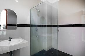 Collection O 3431 Hotel Alpha Bandara