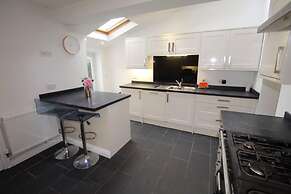 Remarkable 3-bed House in Bath