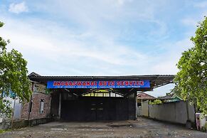 Hotel O Kost Auto Syariah Anggaswangi