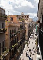 Villena Plaza by Wonderful Italy
