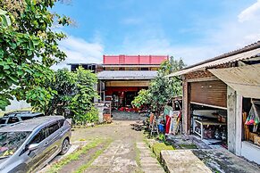 Hotel O Adinda Kost