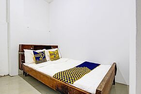 Hotel O Adinda Kost