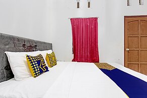 Hotel O Adinda Kost
