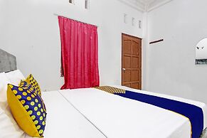 Hotel O Adinda Kost