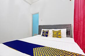 Hotel O Adinda Kost