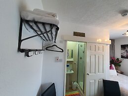 Windsor House Hotel