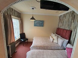 Windsor House Hotel