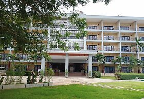 Lisha Grand Riverside Hotel
