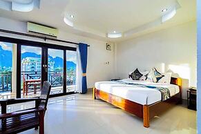 Lisha Grand Riverside Hotel