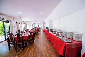Lisha Grand Riverside Hotel