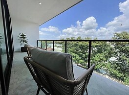 Level luxury condos