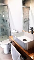Level luxury condos