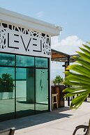 Level luxury condos