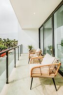 Level luxury condos