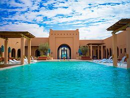 Bab Al Nojoum Bateen Liwa