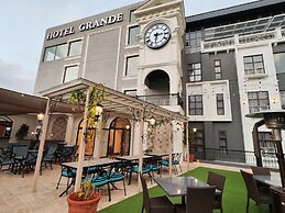 HOTEL GRANDE