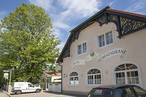 Self-Check-in Hotel VinoQ Mistelbach