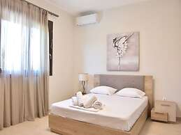 Luxury Rental Villa for 14 People