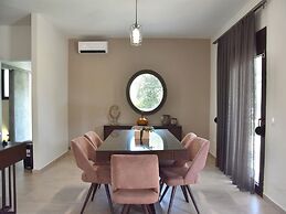 Luxury Rental Villa for 14 People