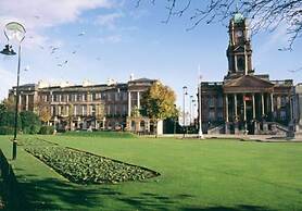 2-bed Flat in Hamilton Square