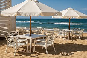 Beachfront Chalet in Porto Said With Pool