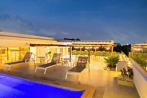 Stay Here Suites