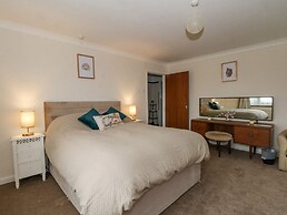 Hawksbridge Bungalow