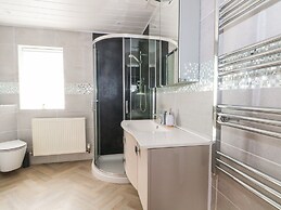 Hawksbridge Bungalow