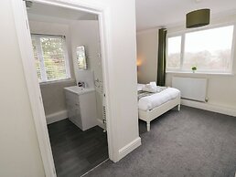 Teifi Villa