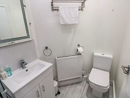 Teifi Villa